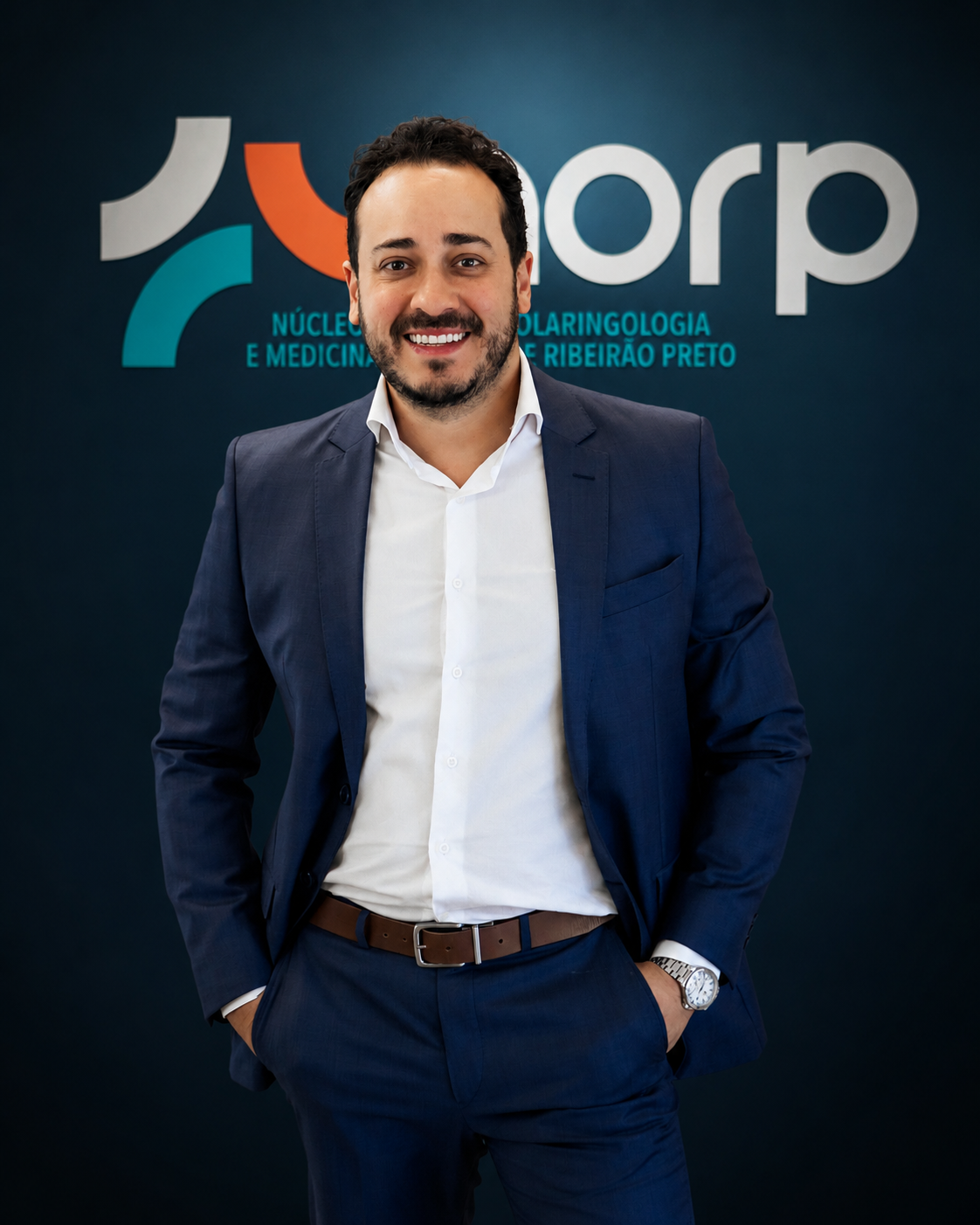 Dr. Gabriel Freitas no consultório NORP